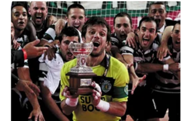 2013 – Campeões nacionais de Futsal (pela 13ª vez) com triunfo brilhante na Luz