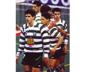 1992 – 2ª Supertaça para o Voleibol, arrasando o Benfica