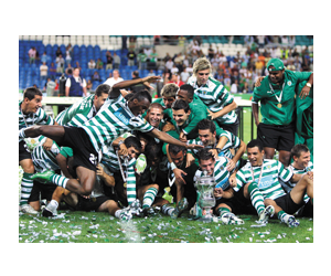 2008 – 7ª vitória na Supertaça de Futebol, com bis de Yannick Djaló