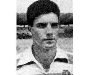 Faustino – No Brasil chamavam-lhe o “Pelé branco de São Paulo”